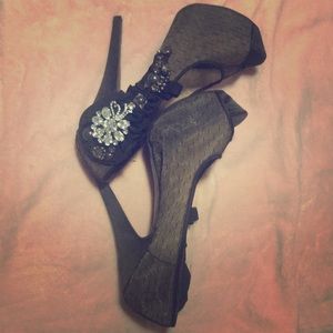 Andie WP Front Platform High Heel Black Netted